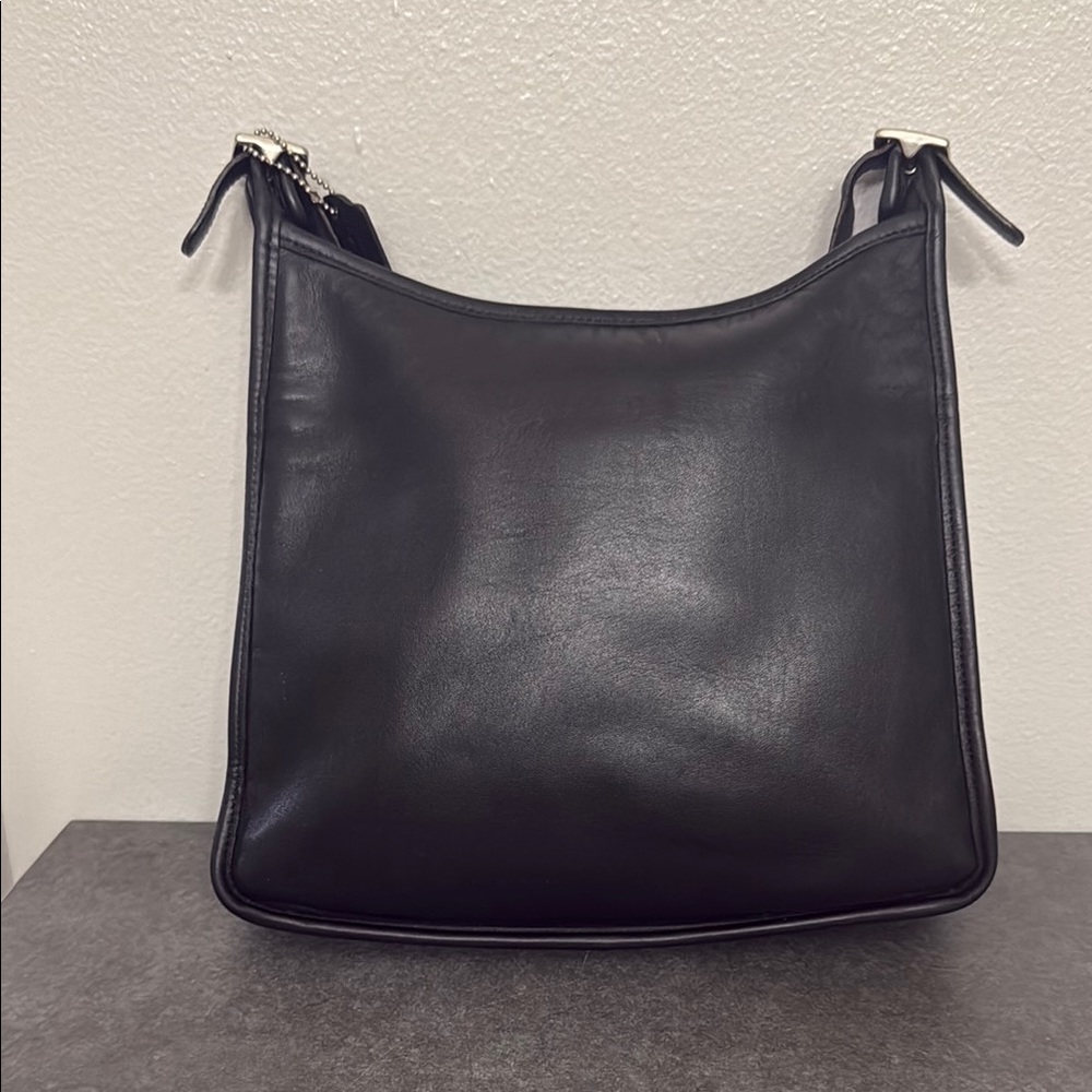 Coach Vintage Midnight Black Shoulder Bag - Picture 2 of 12